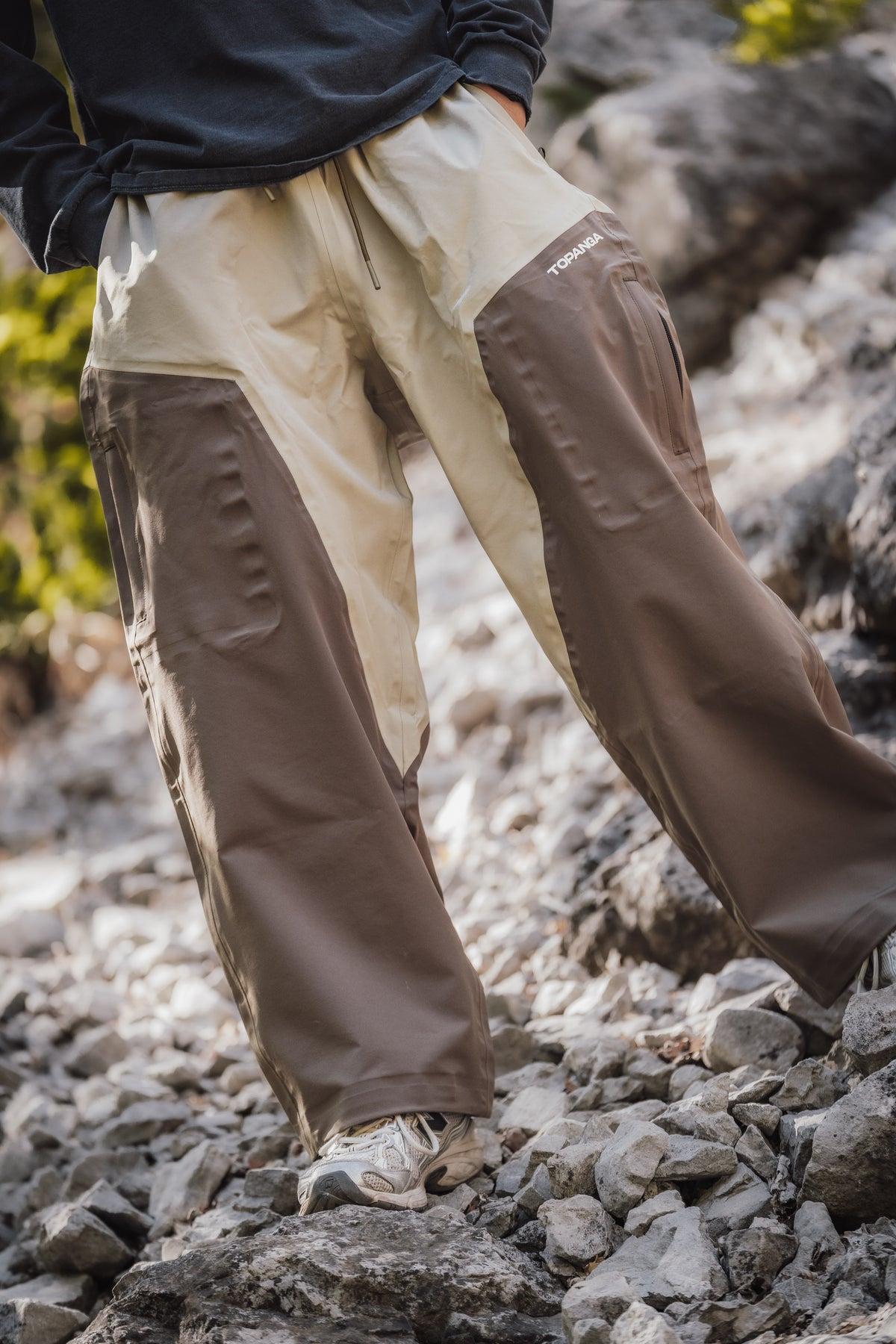 ALPINE SHELL PANT [BROWN]